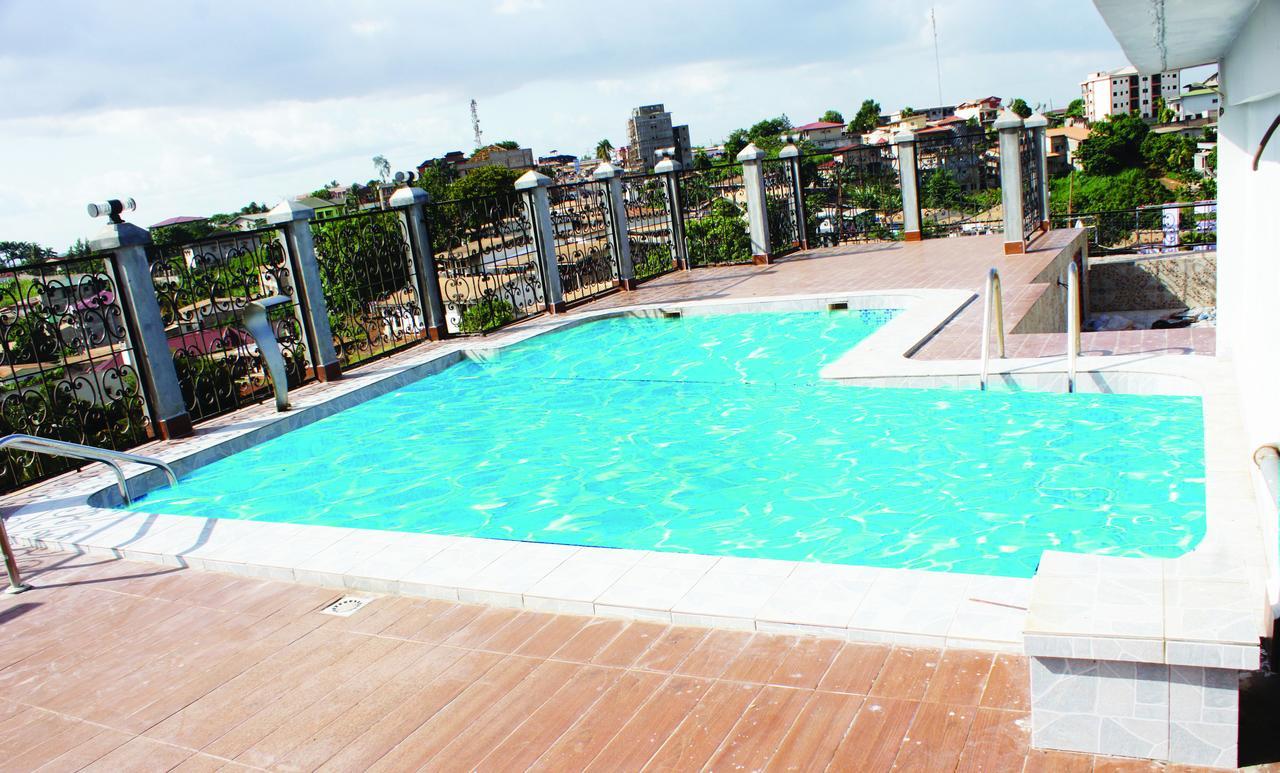 Safyad Hotel Yaoundé Exterior foto